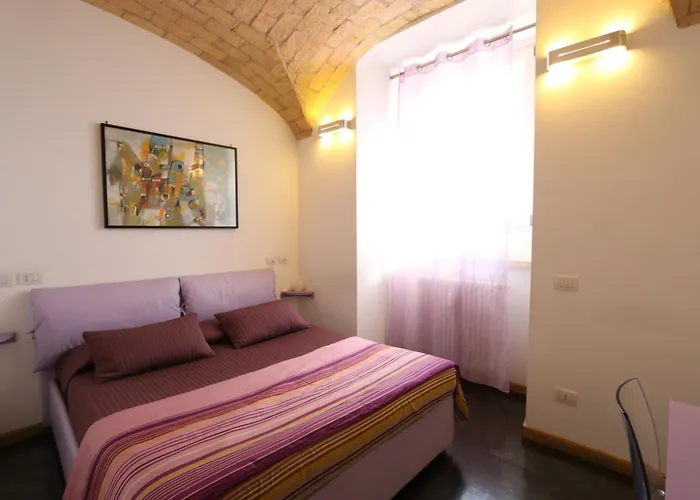 Residenza Adriana בית הארחה 4*