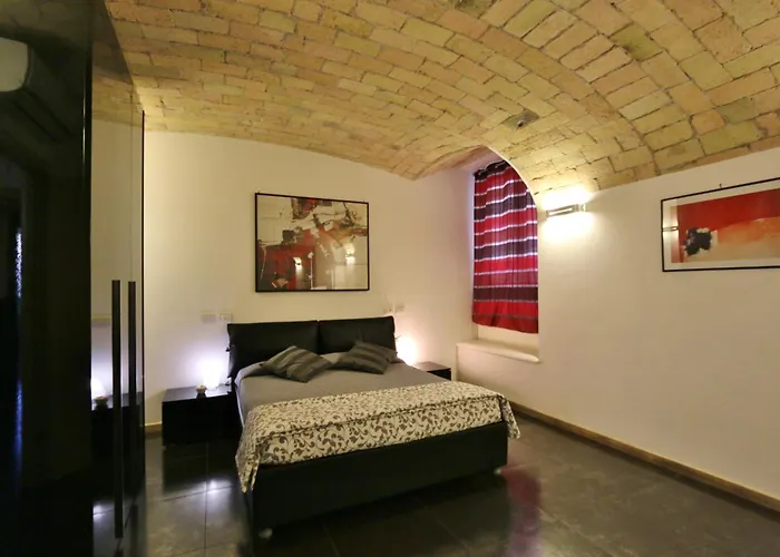 Residenza Adriana Guest house 4*